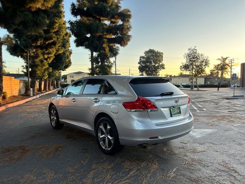 Used 2010 Toyota Venza image 15
