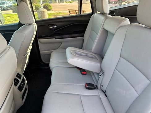 Certified 2018 Honda Pilot EX-L image 21