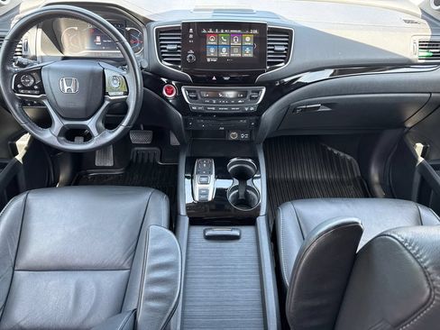 Used 2020 Honda Pilot Touring image 25
