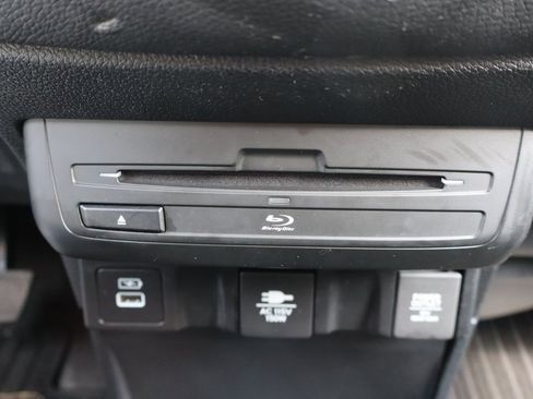 Used 2023 Honda Odyssey Touring image 13