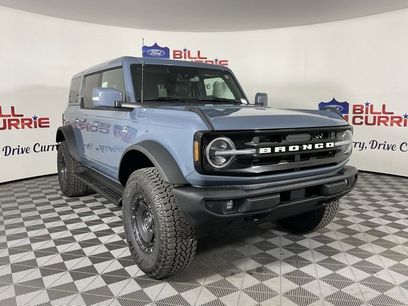 New 2025 Ford Bronco Outer Banks w/ Sasquatch Package