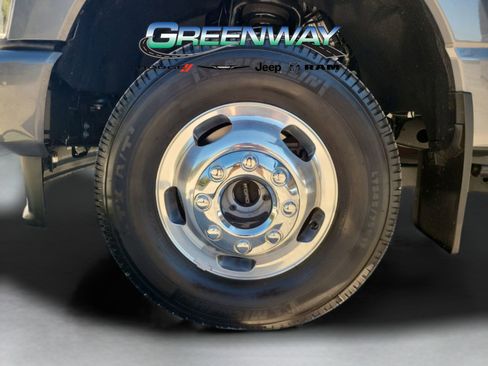 Used 2024 Ford F350 Platinum w/ FX4 Off-Road Package image 36