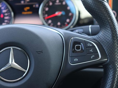 Used 2018 Mercedes-Benz E 300 image 42