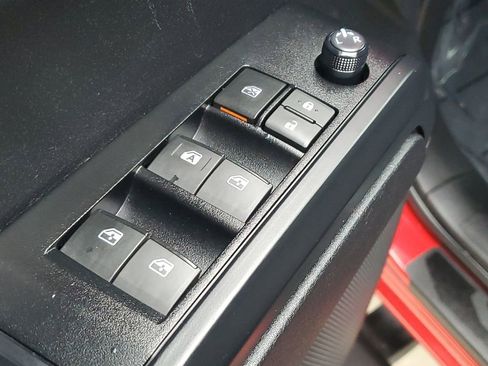 Used 2023 Toyota Tacoma SR AWD/4WD image 18