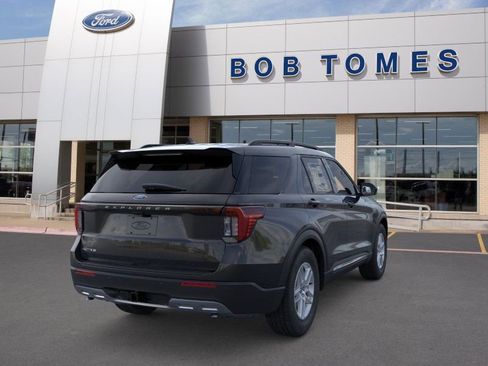 New 2025 Ford Explorer Active w/ Active Comfort Package image 9