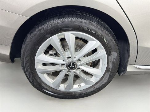 Used 2019 Mercedes-Benz C 300 4MATIC Sedan image 35