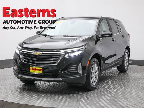 Used 2023 Chevrolet Equinox LT image 1