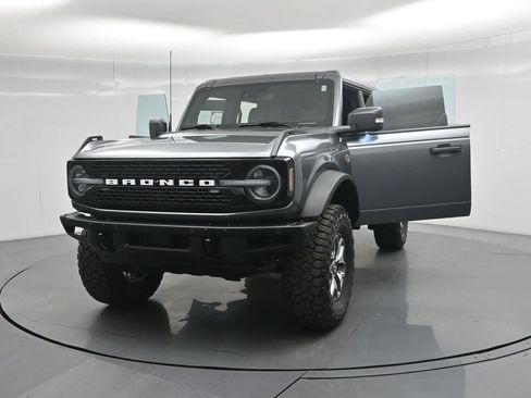 Used 2024 Ford Bronco Wildtrak AWD/4WD image 31