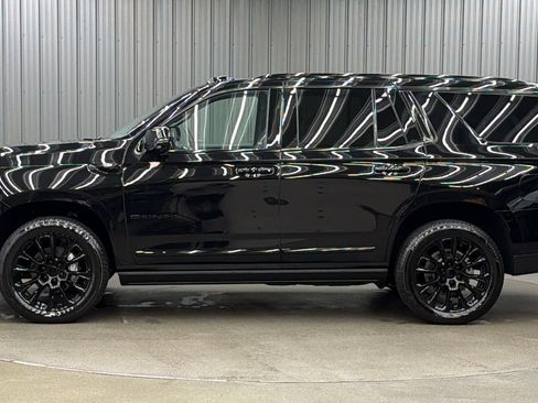 Used 2026 GMC Yukon Denali w/ Denali Reserve Package AWD/4WD image 2