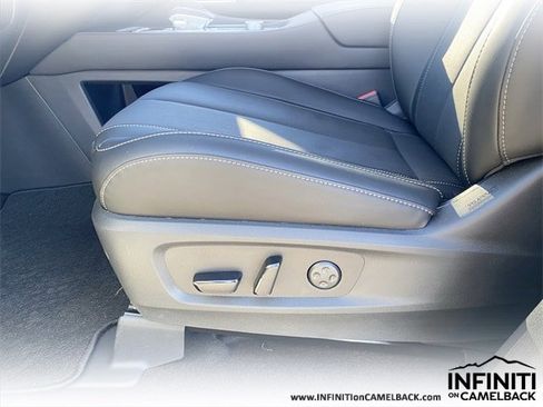 New 2026 INFINITI QX60 Luxe image 21