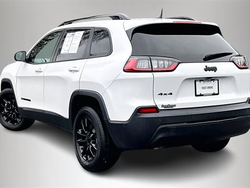 Used 2023 Jeep Cherokee Altitude Lux image 5