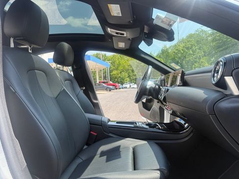Used 2025 Mercedes-Benz CLA 250 4MATIC image 27