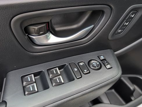 Used 2025 Honda Pilot TrailSport image 10