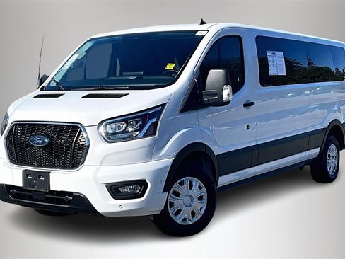 Used 2023 Ford Transit 350 XLT image 3