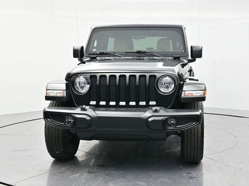 Used 2021 Jeep Wrangler Unlimited Sahara AWD/4WD image 2