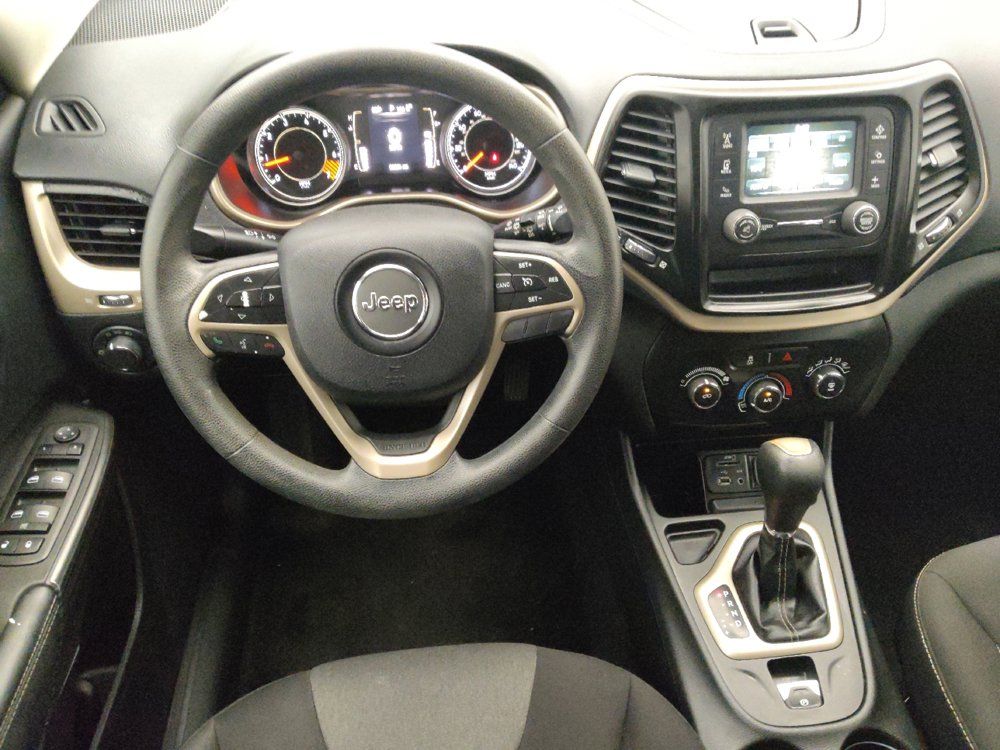 Used 2014 Jeep Cherokee Sport w/ Trailer Tow Group FWD image 22