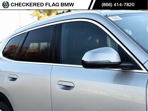 Certified 2025 BMW X1 xDrive28i w/ Technology Package image 5