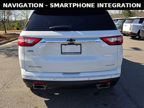 Used 2021 Chevrolet Traverse Premier w/ LPO, Floor Liner Package FWD image 6