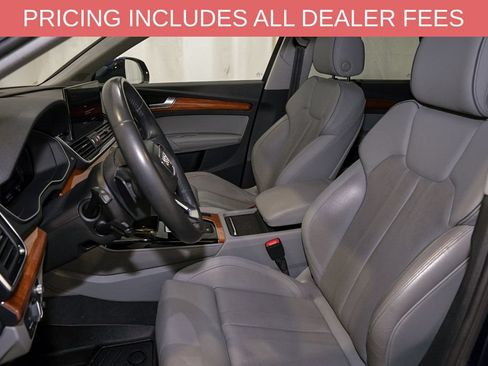 Used 2021 Audi Q5 Prestige w/ Prestige Package AWD/4WD image 13