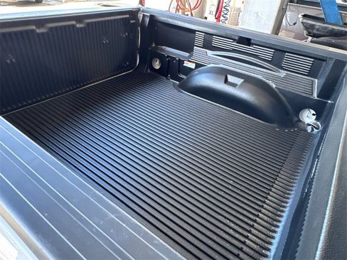 Used 2024 RAM 1500 Laramie image 6