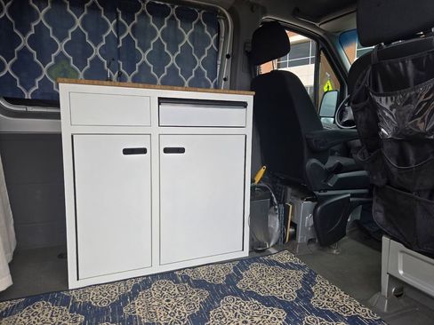 Used 2013 Mercedes-Benz Sprinter 2500 image 20