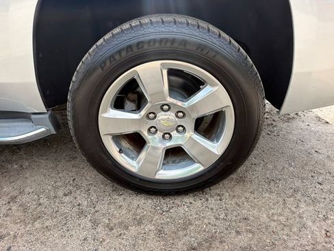 Used 2015 Chevrolet Tahoe LTZ w/ Max Trailering Package AWD/4WD image 32
