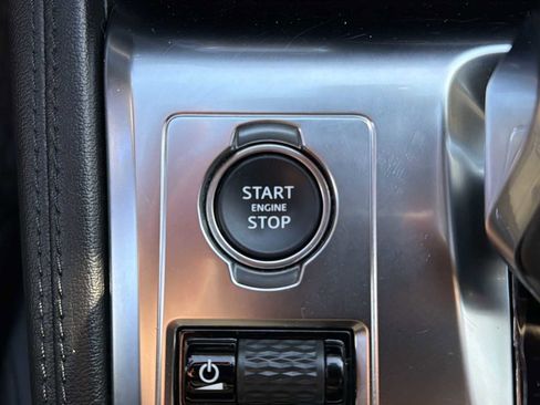 Used 2023 Jaguar F-PACE S image 17