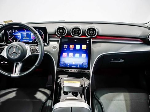 Used 2025 Mercedes-Benz C 300 Sedan image 12