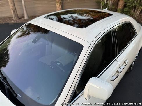 Used 2010 Rolls-Royce Ghost RWD image 10