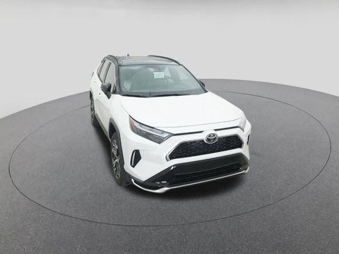 New 2025 Toyota RAV4 XSE AWD/4WD image 14