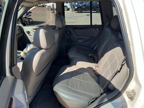 Used 2001 Jeep Grand Cherokee Limited AWD/4WD image 7