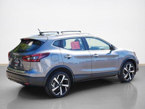 Certified 2022 Nissan Rogue Sport SL image 3