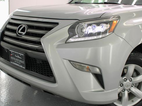 Used 2017 Lexus GX 460 image 21