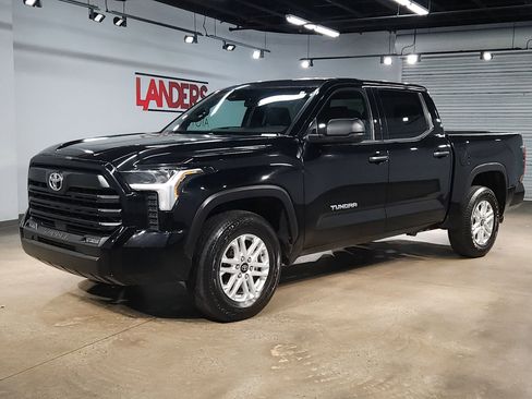 Used 2025 Toyota Tundra SR5 RWD image 3