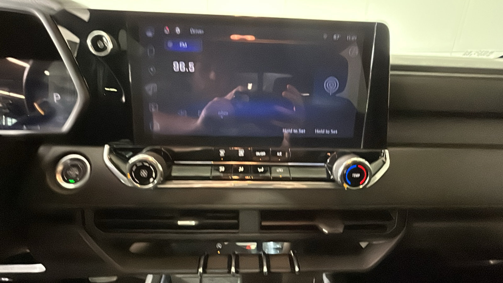 Used 2024 Chevrolet Colorado Trail Boss w/ Advanced Trailering Package AWD/4WD image 27