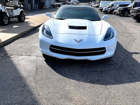 Used 2018 Chevrolet Corvette Stingray Coupe w/ 1LT image 5