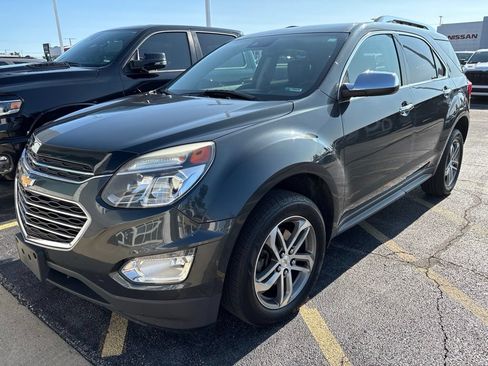 Used 2017 Chevrolet Equinox Premier w/ Enhanced Convenience Package FWD image 2