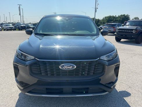 Used 2024 Ford Escape Active FWD image 9