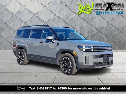 Used 2025 Hyundai Santa Fe SEL image 1