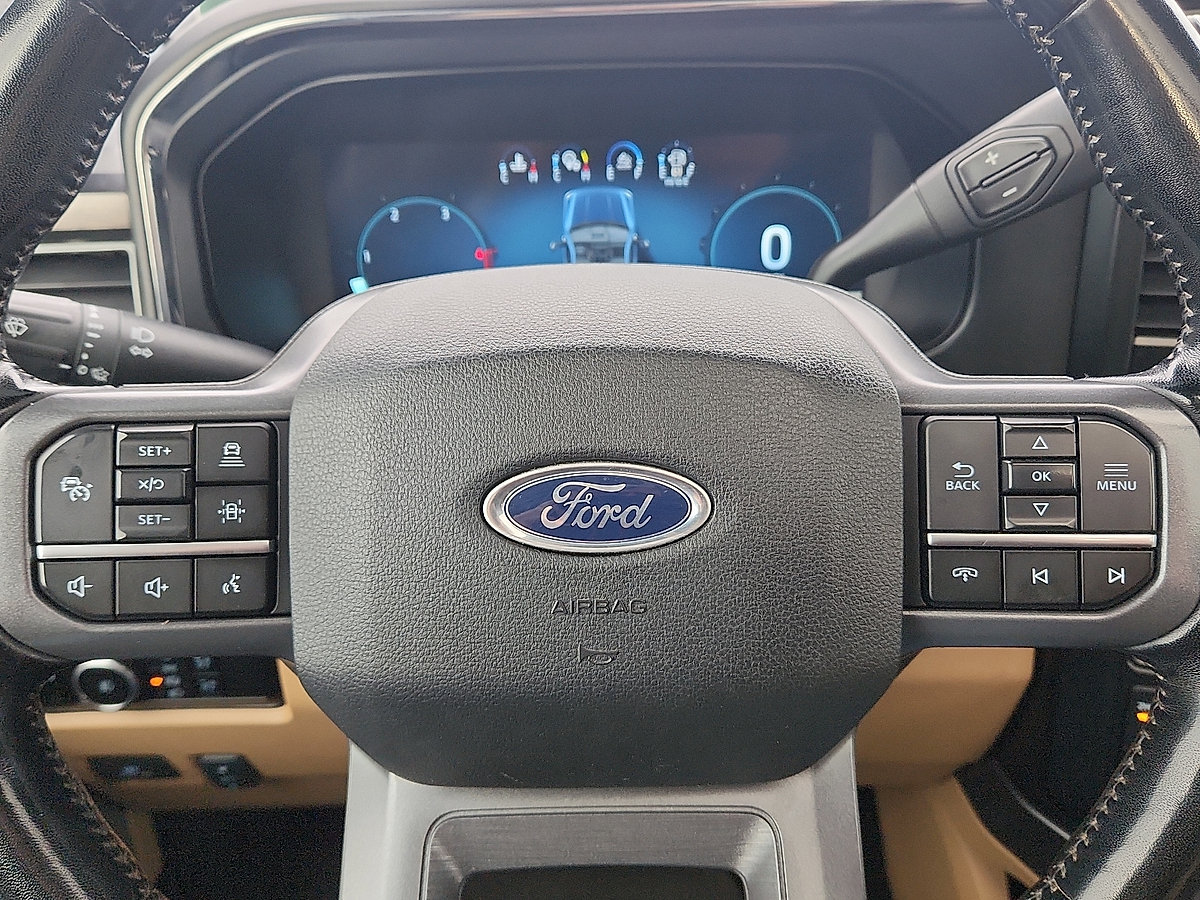 Used 2023 Ford F350 Lariat w/ Lariat Ultimate Package AWD/4WD image 30