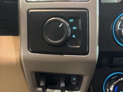 Used 2018 Ford F350 Lariat AWD/4WD image 25