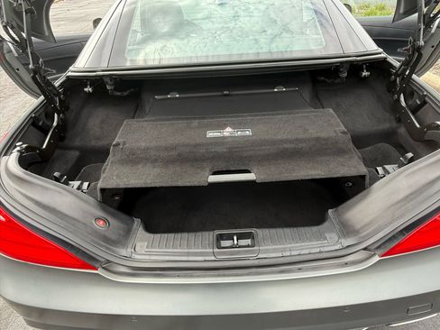 Used 2013 Mercedes-Benz SL 550 image 23