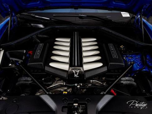 Used 2017 Rolls-Royce Wraith RWD image 4