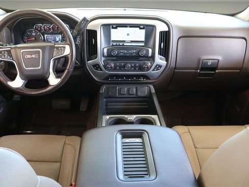 Used 2018 GMC Sierra 1500 SLT w/ SLT Premium Package image 15