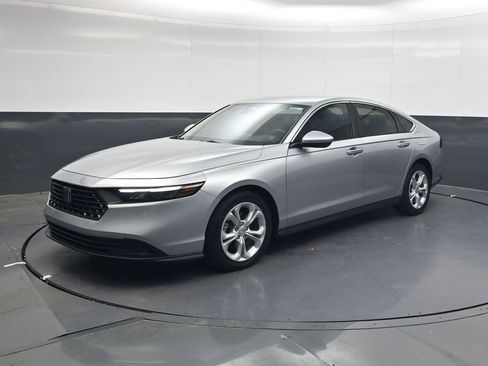 Certified 2024 Honda Accord LX image 8