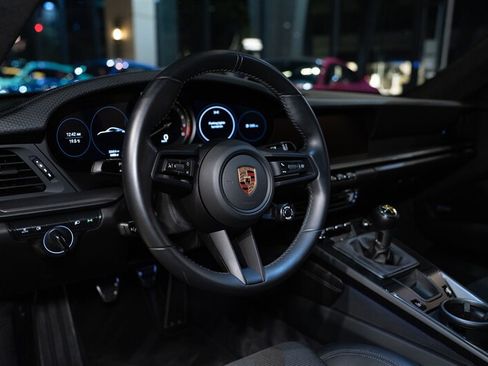 Used 2022 Porsche 911 GT3 RWD image 17