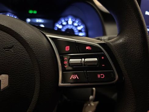 Certified 2023 Kia Forte LXS w/ LXS Technology Package FWD image 17