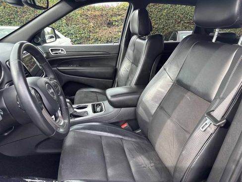 Used 2019 Jeep Grand Cherokee Altitude image 11