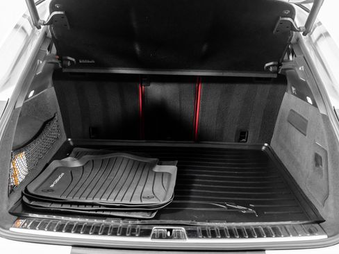 Used 2023 Porsche Cayenne Platinum Edition image 63