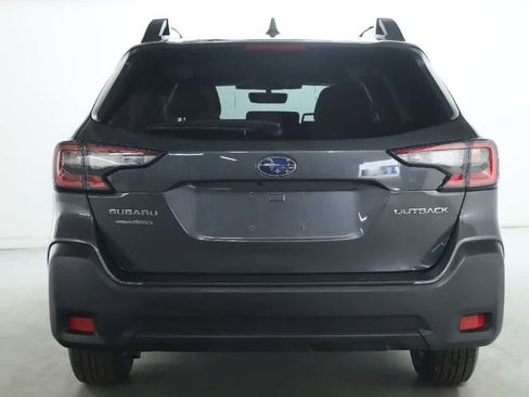 Used 2023 Subaru Outback Premium image 41